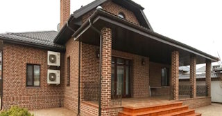 Строительство домов из кирпича с мансардой в Шадринске | от 3689 рублей